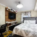 New York City\'S Prime Location